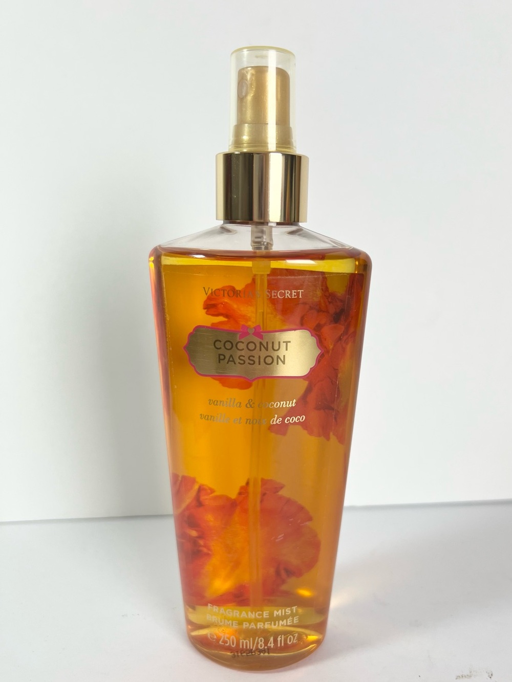 Victoria’s‎ Secret Coconut Passion Fragrance Mist unsealed but new